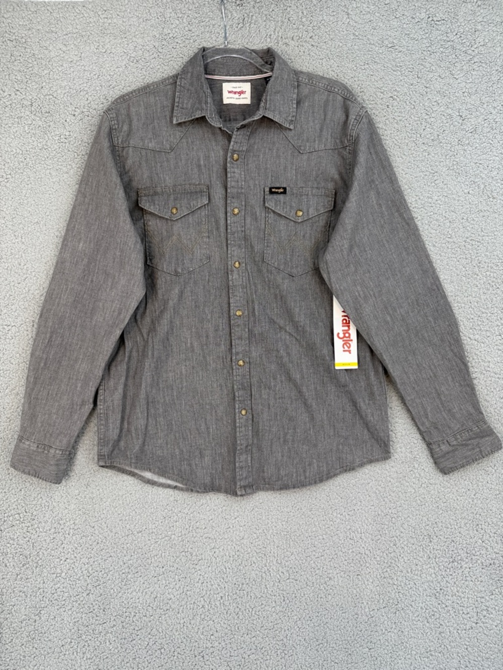 Wrangler Men's Medium long sleeve button up heavy shirt Charcoal Western stretch